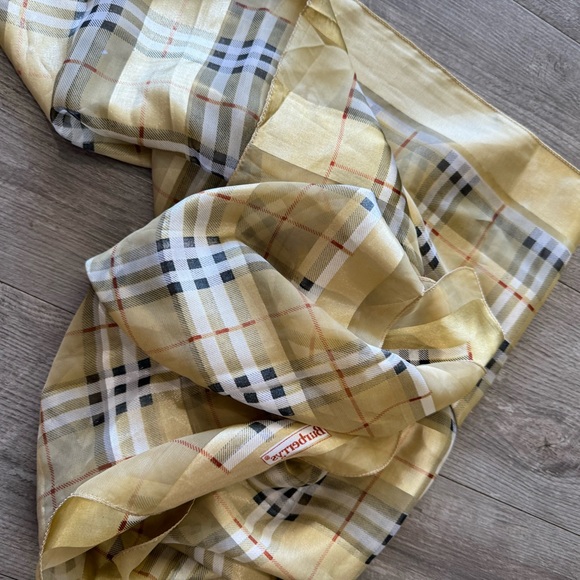 BURBERRY vintage silk scarf ✨ - Picture 15 of 17